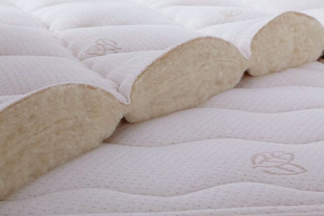 100% organic cotton knit, quilted to 100% plein-air French wool