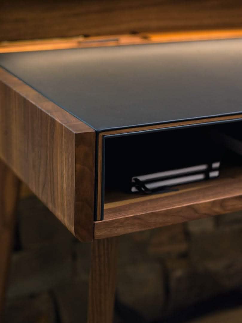 TEAM 7 sol writing desk. photo: TEAM 7 - Available in Canada at The Mattress & Sleep Co.