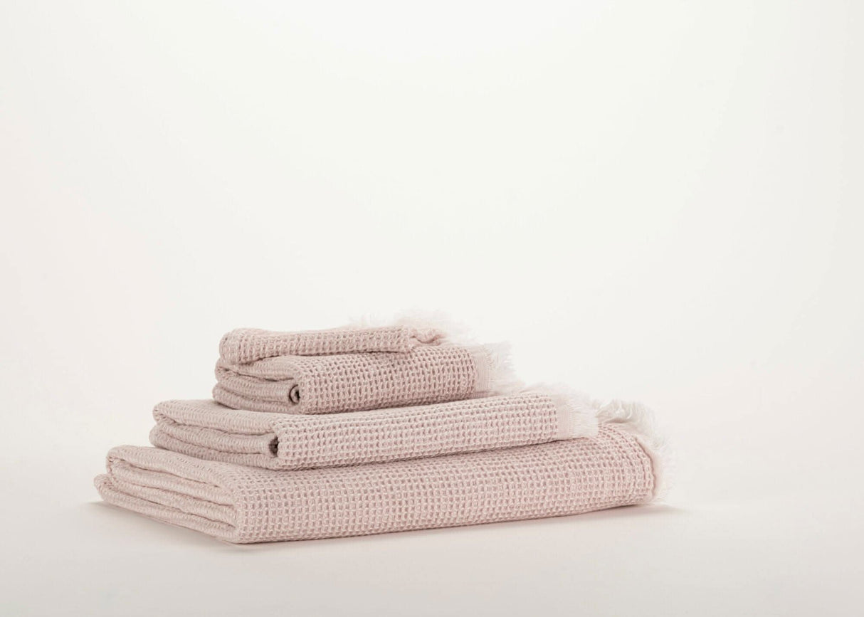 A&H Bees Towels in 518 Primrose