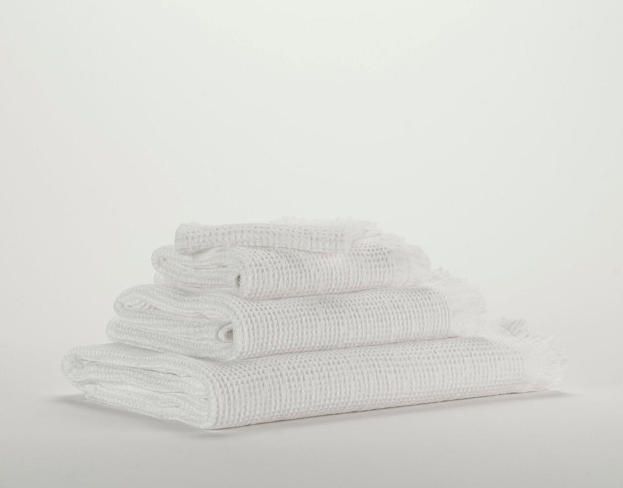 A&H Bees Towels in 100 White