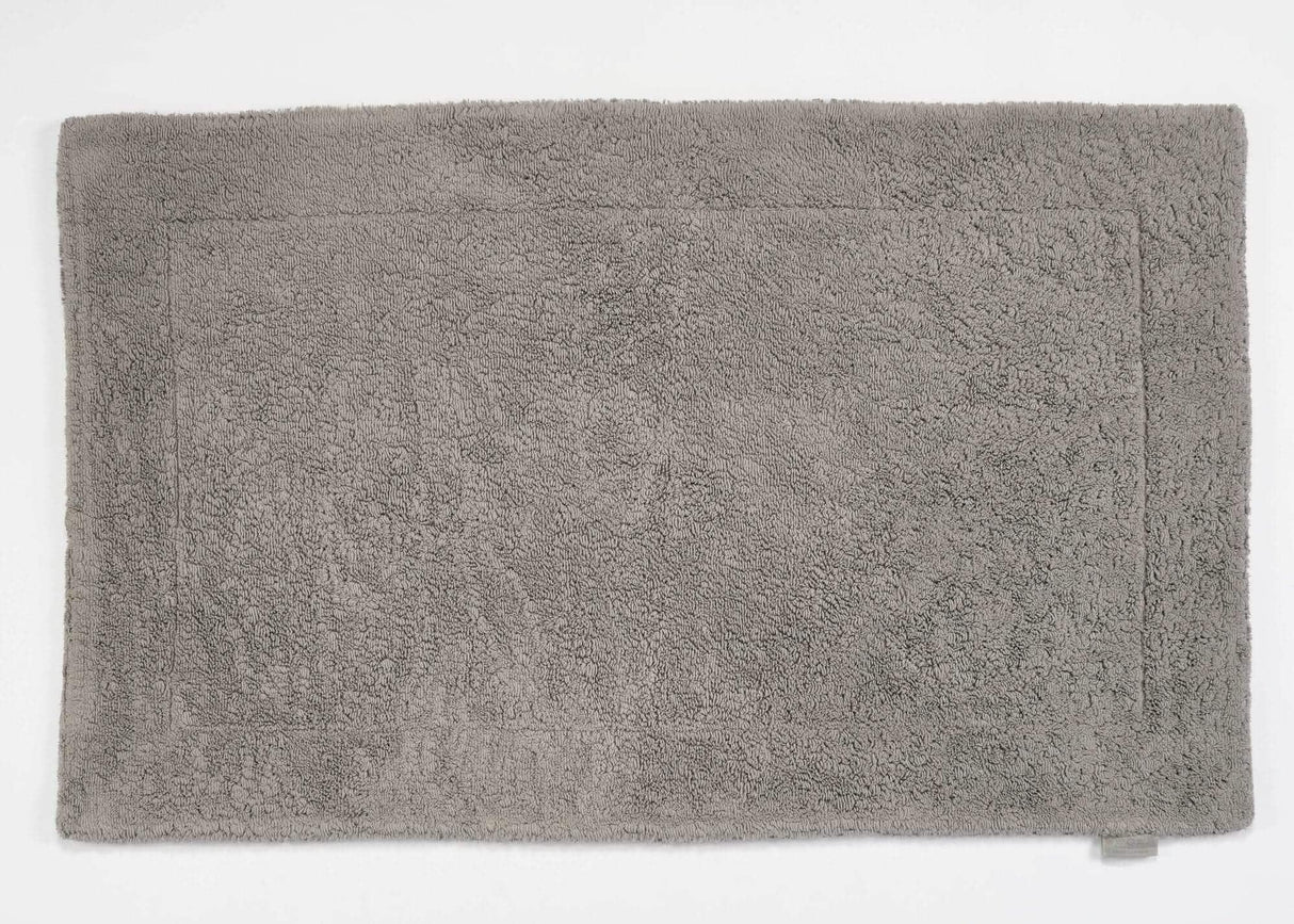 A&H Double Tub Mat - colour 940 Atmosphere. 100% Giza Egyptian Cotton Extra-Long Staple