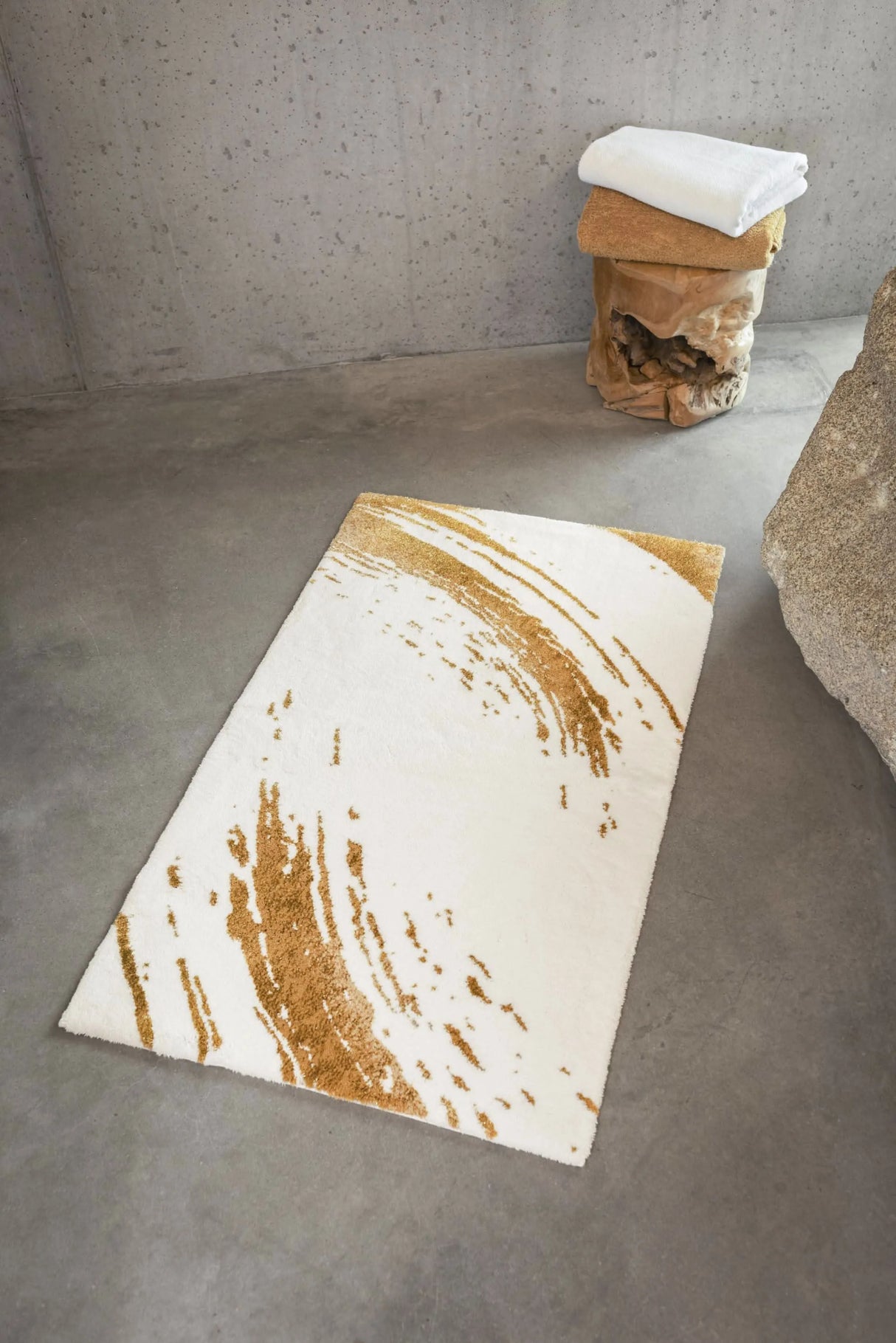 A&H Fortuny Bath Rug. 800 Gold Colour. Two available sizes