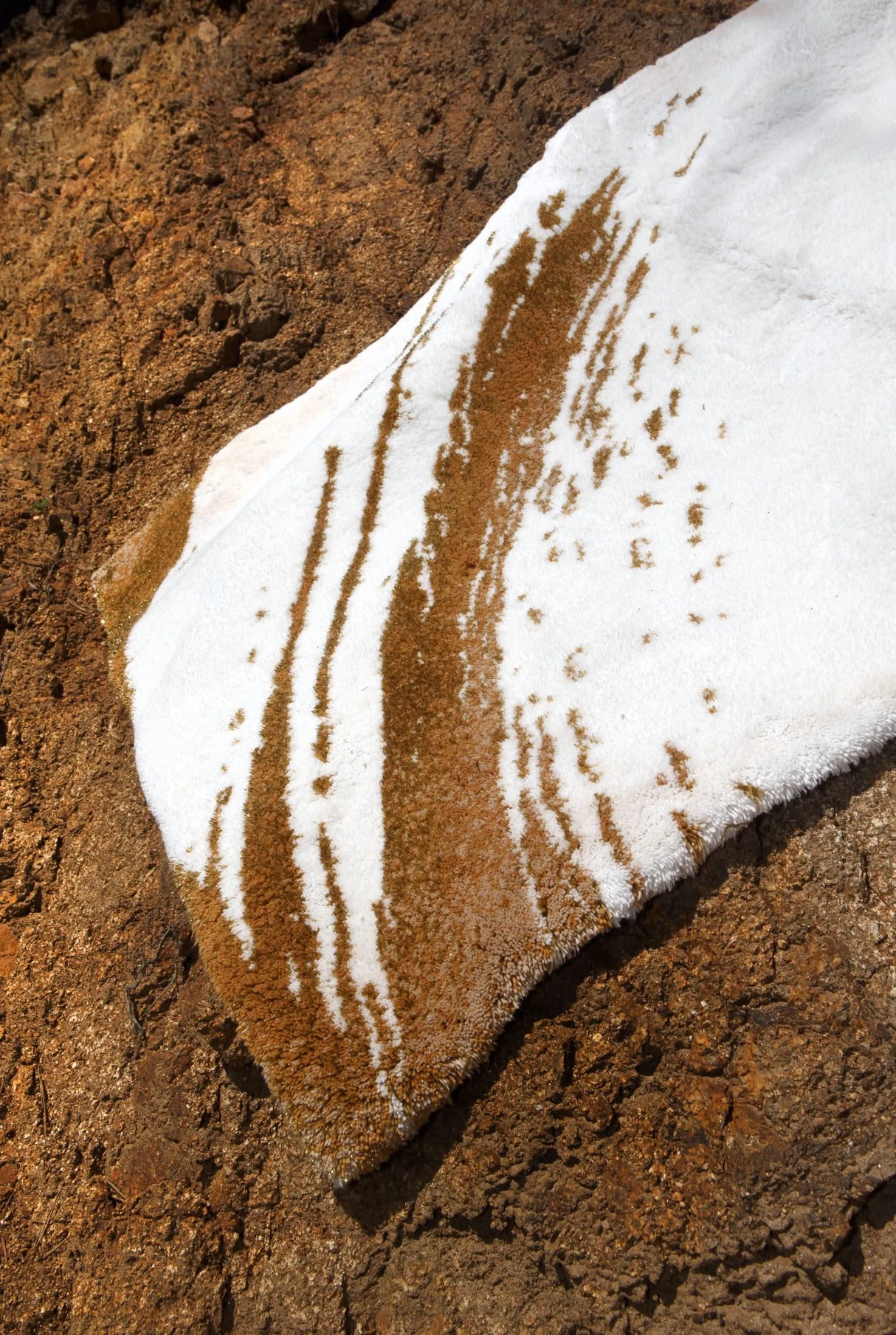 A&H Fortuny Bath Rug. 800 Gold Colour. Two available sizes