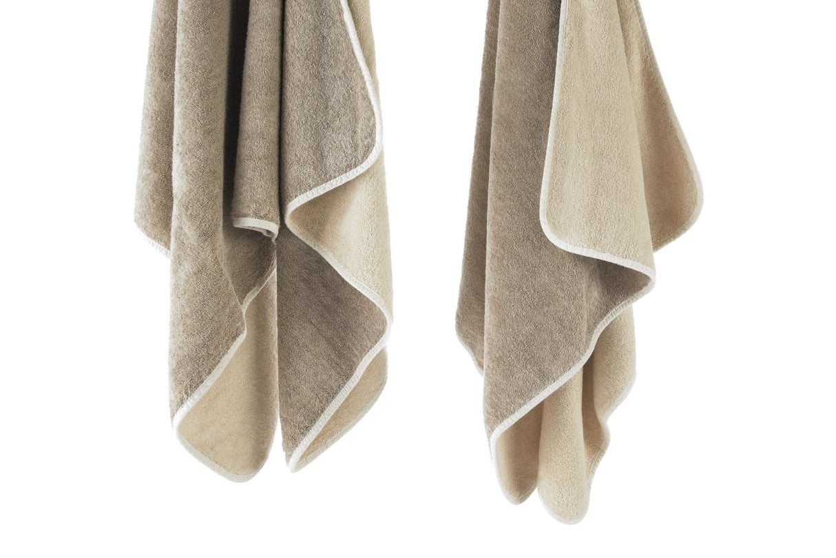 A&H Lino Towels are two-tone, reversible in 101 Ecru and 770 Linen