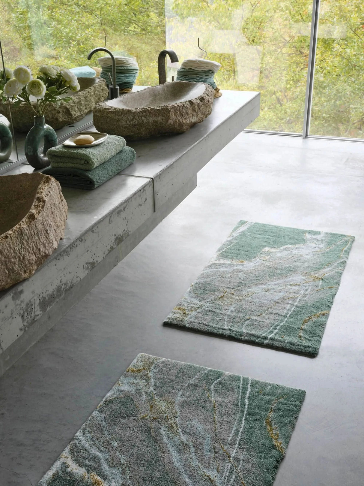 A&H Lipari Bath Rug, 27 x 47" w/ non-slip backing