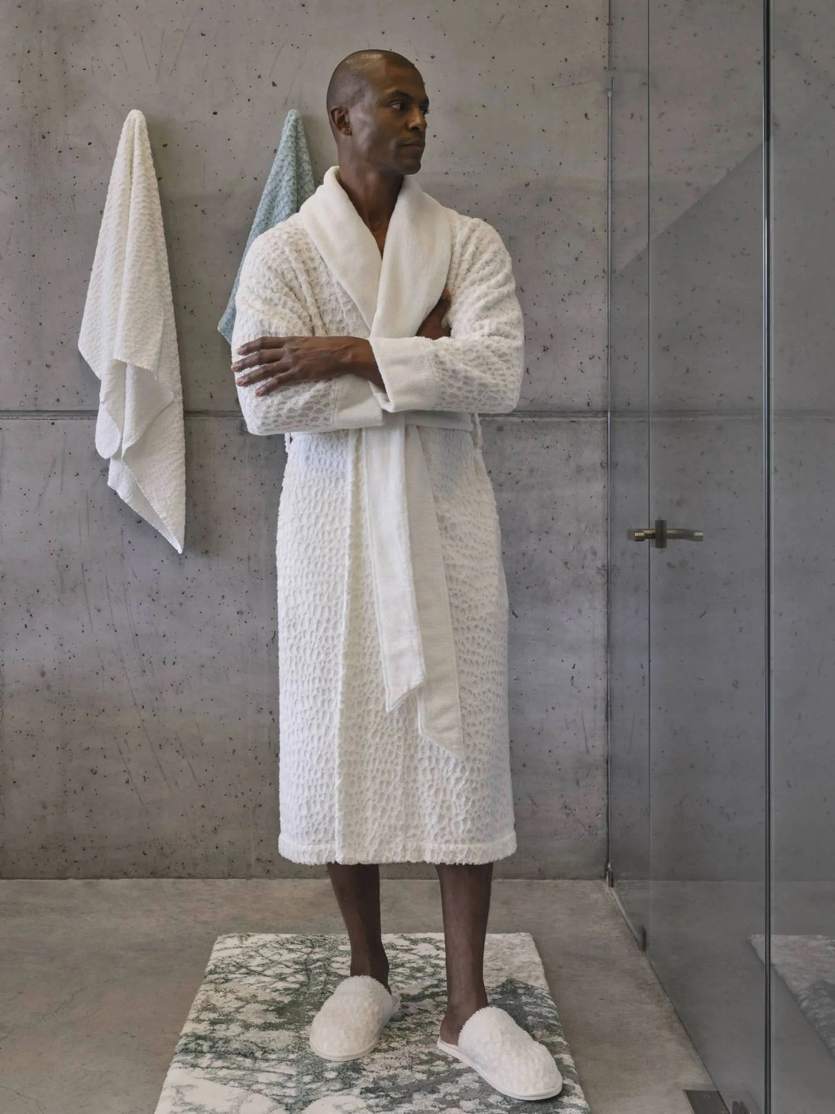 A&H Lodge Robe in 103 Ivory. A&H Monoke Rug