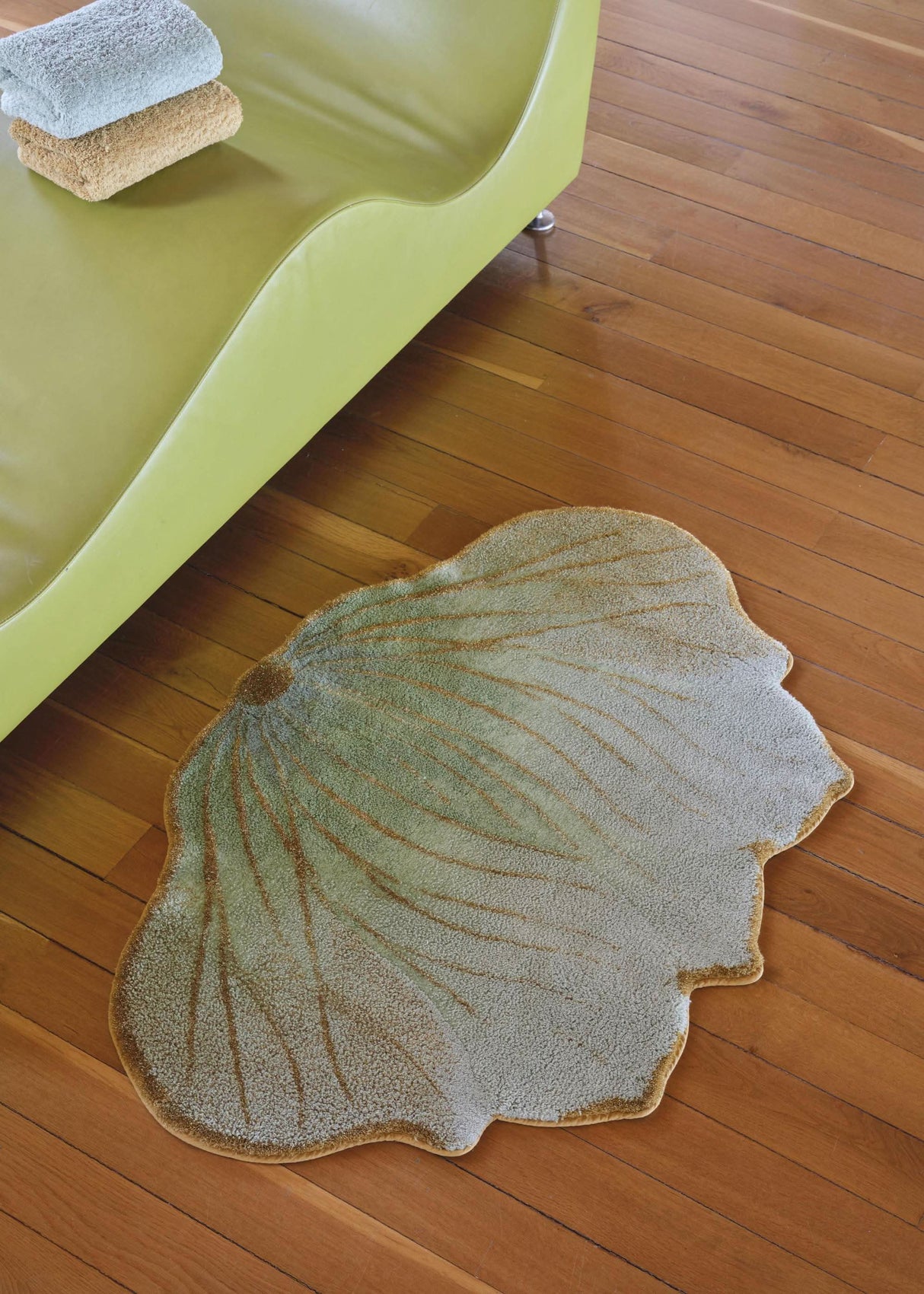 The A&H Lotus Bath Rug is made from 100% Giza Egyptian Cotton Long Staple