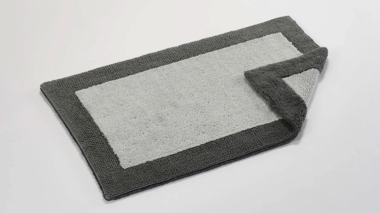 A&H Origine Reversible Bath Rug in 920 Gris (border) and 992 Platinum (Inset). 100% Giza Egyptian Cotton Long Staple