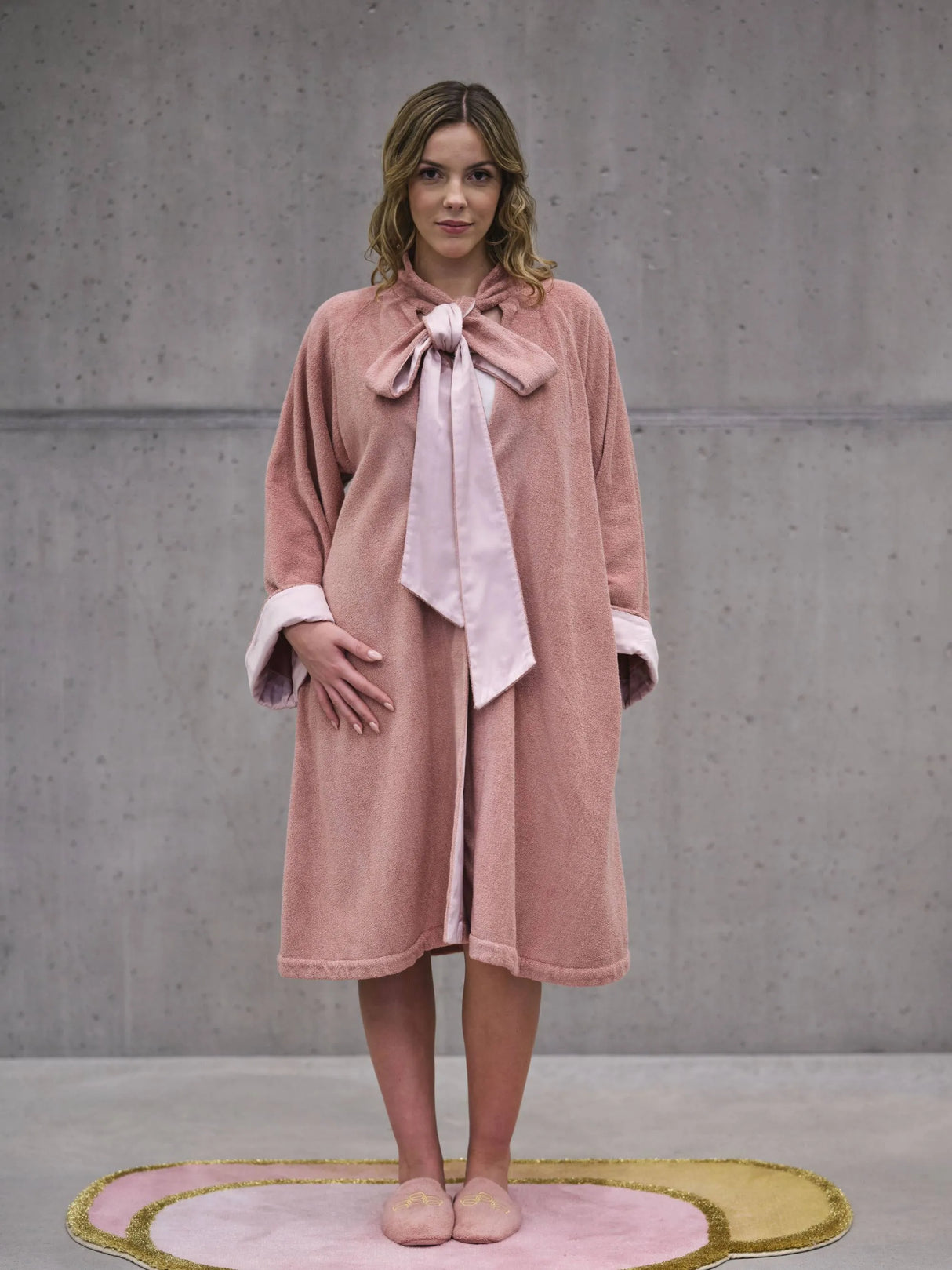 A&H Palacio Robes feature A&H 515 Rosette terry, double-faced with Celso de Lemos Secret sateen. Both fabrics are made from 100% Giza Egyptian Cotton Extra-Long Staple