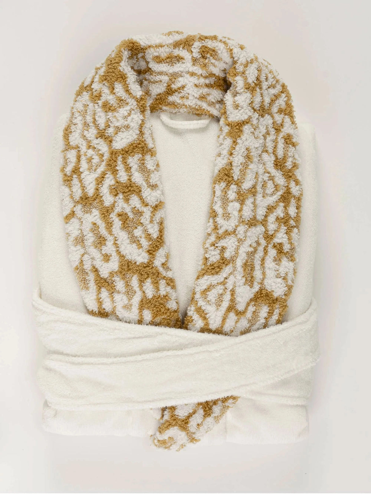 A&H Sauvage Robe in 840 Gold