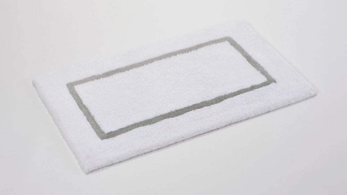 Karat Bath Rug in 900 Silver