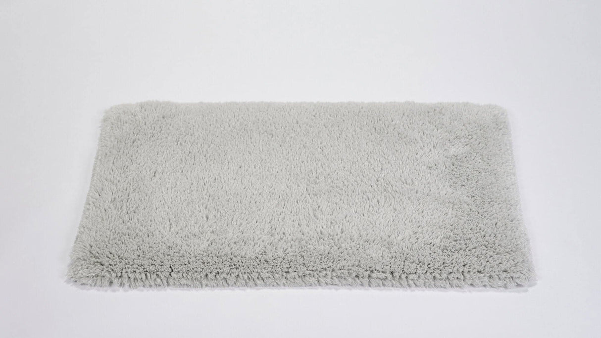 Shag Rug in 992 Platinum