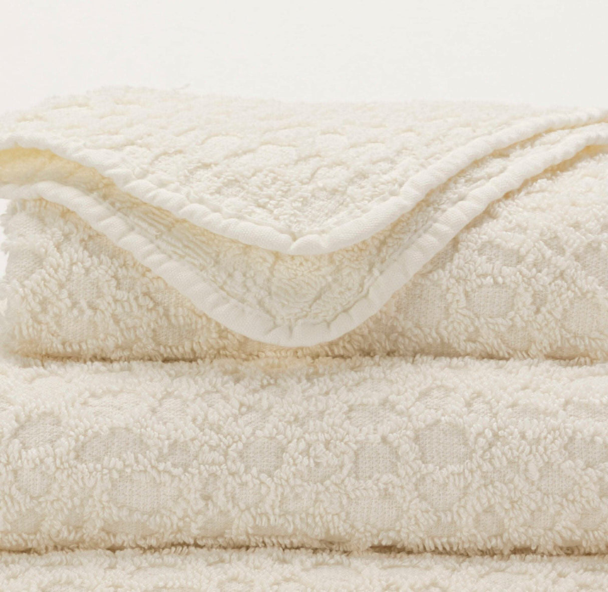 A&H Lodge Towels in 103 Ivory