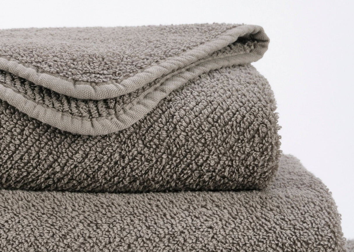 Abyss Twill Towels in 940 Atmosphere