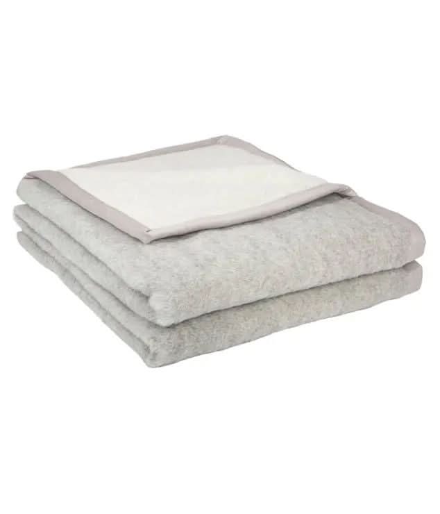 Gris Clair / Crème 100% Alpaca Blankets by Brun de Vian-Tiran