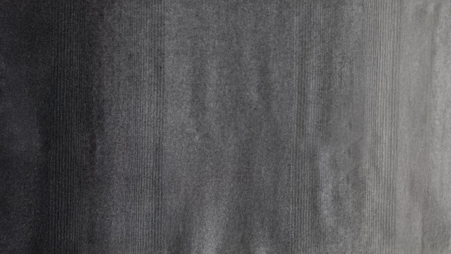 St Genève Aria Throw in Charcoal gradient colourway