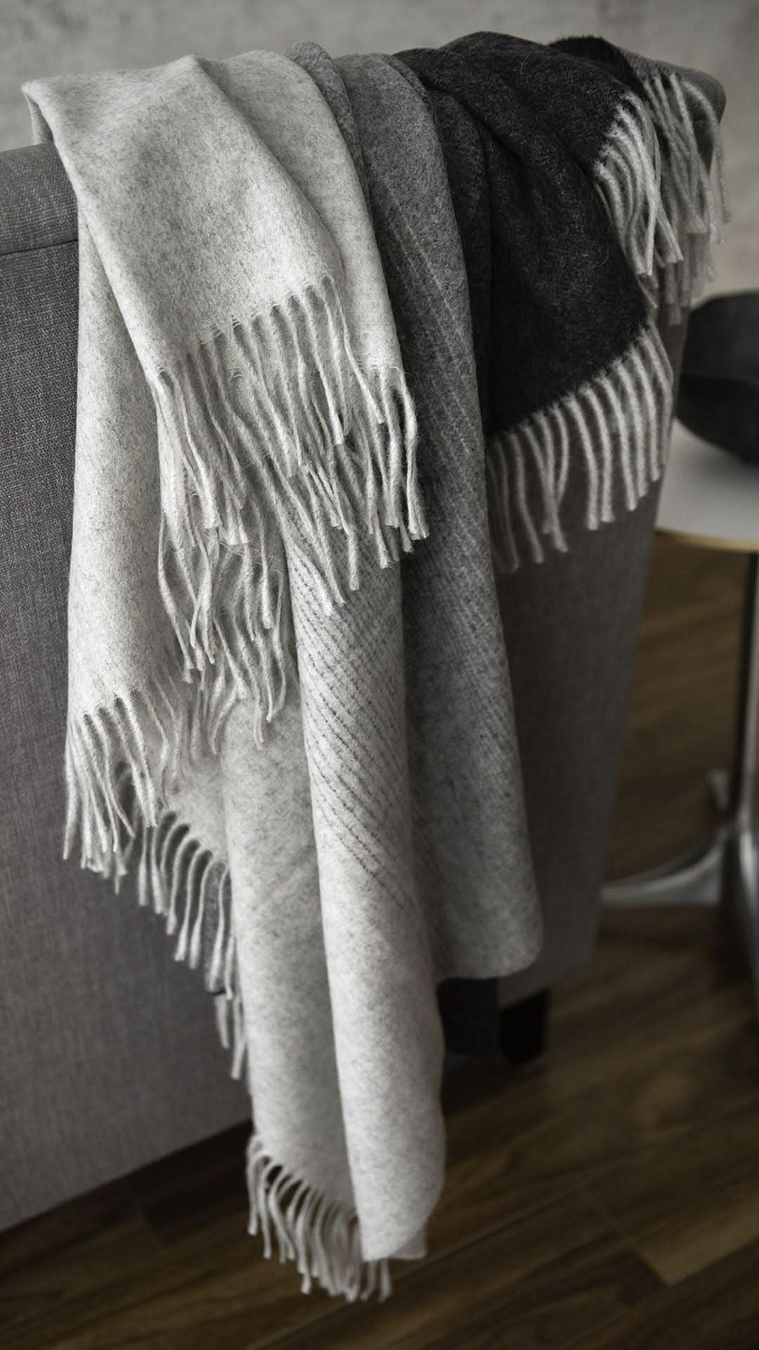 St Genève Aria Throw in Charcoal gradient colourway