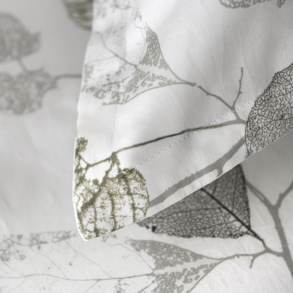 St Genève Aspen Duvet Cover