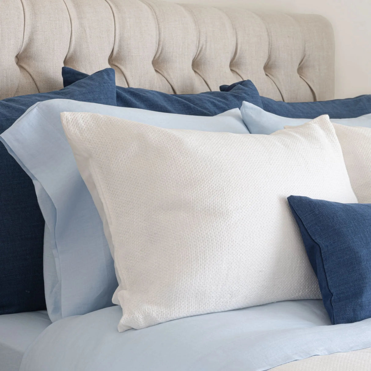 Avalon Throws & Coverlets
