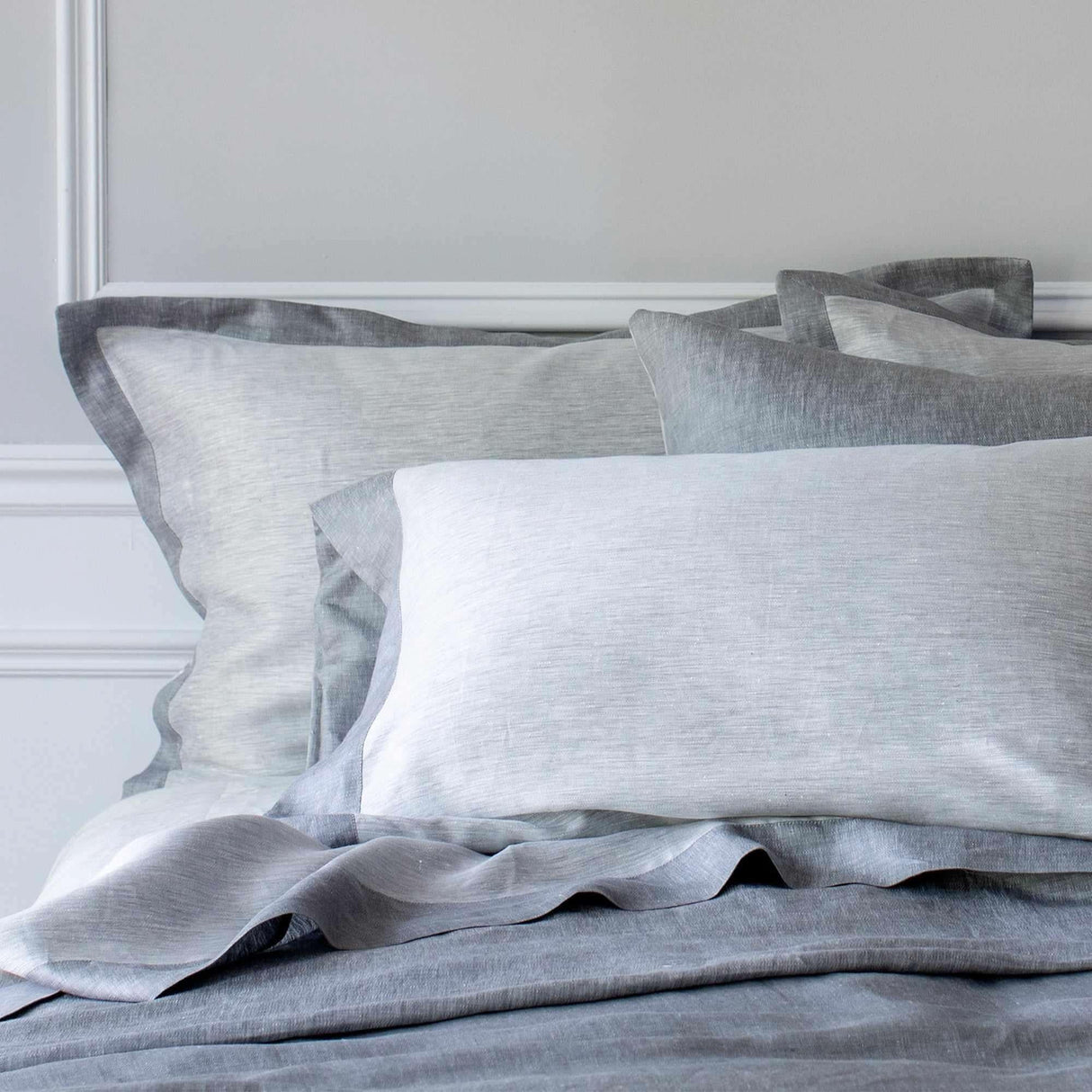 Biancha Reversible 100% Linen Sateen in Denim
