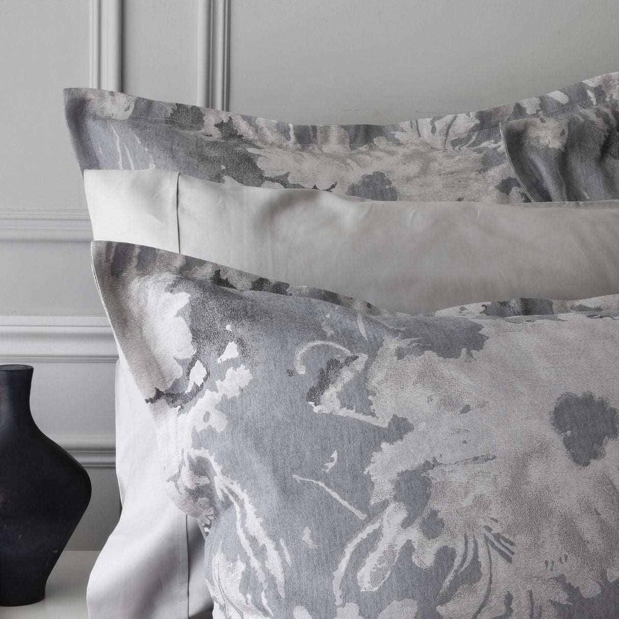 St Genève Blossom Duvet Cover in Moonlight colourway