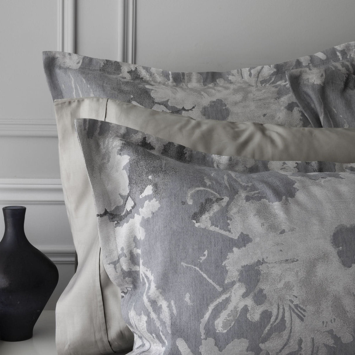 St Genève Blossom Duvet Cover in Moonlight colourway