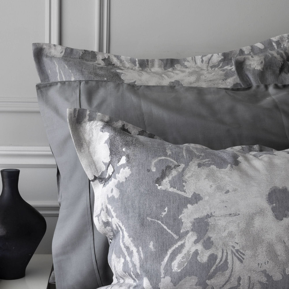 St Genève Blossom Duvet Cover in Moonlight colourway