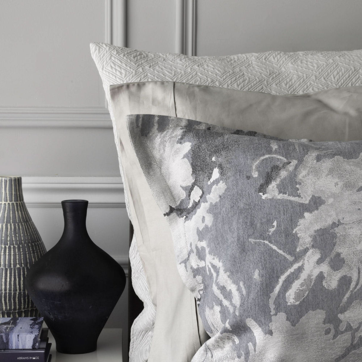 St Genève Blossom Duvet Cover in Moonlight colourway