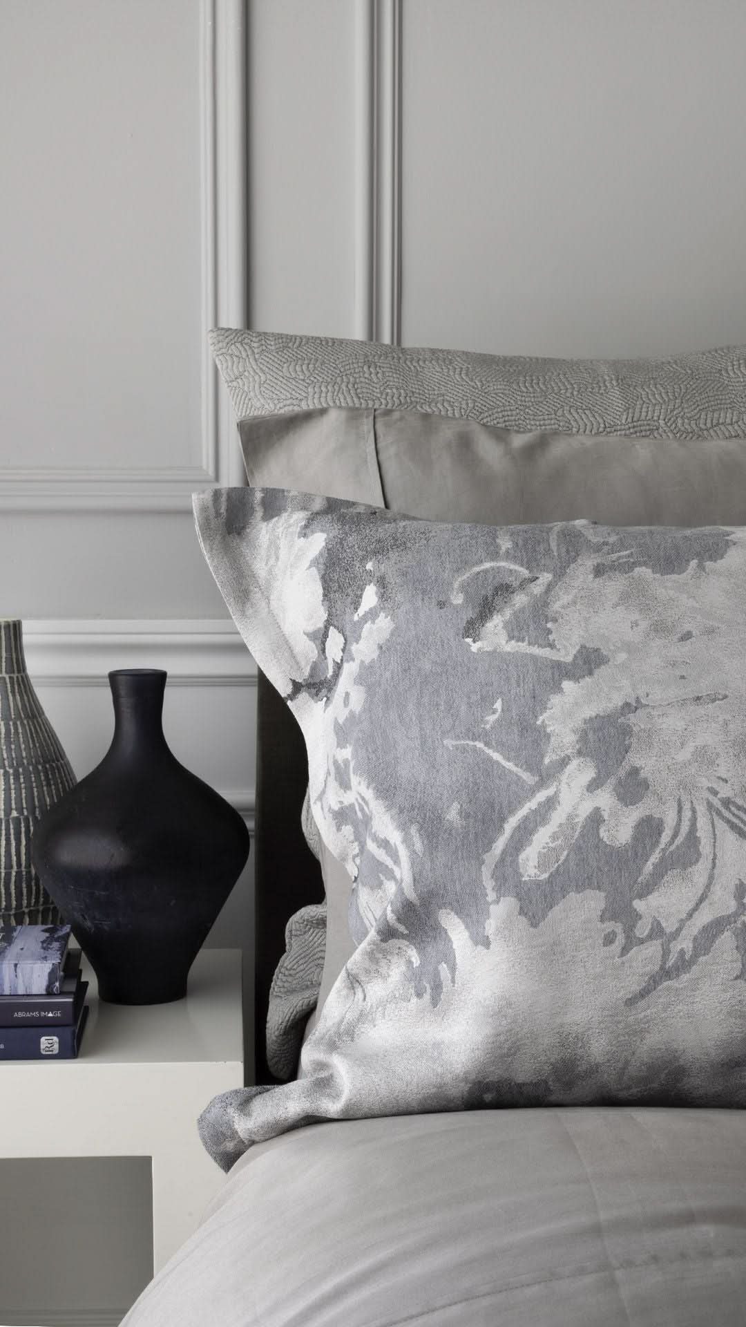St Genève Blossom Duvet Cover in Moonlight colourway