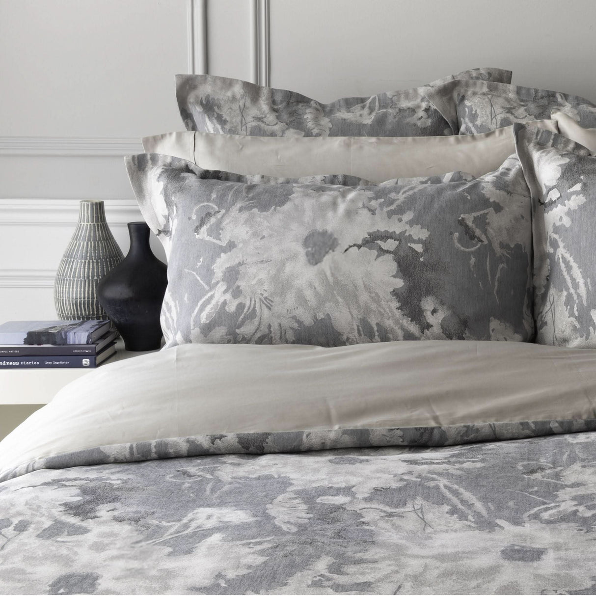 St Genève Blossom Duvet Cover in Moonlight colourway