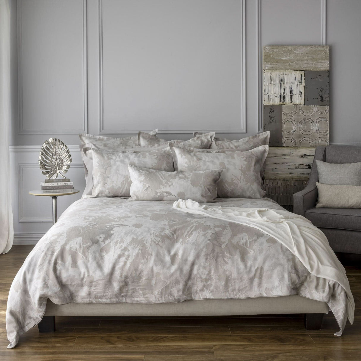 St Genève Blossom Duvet Cover in Oyster colourway