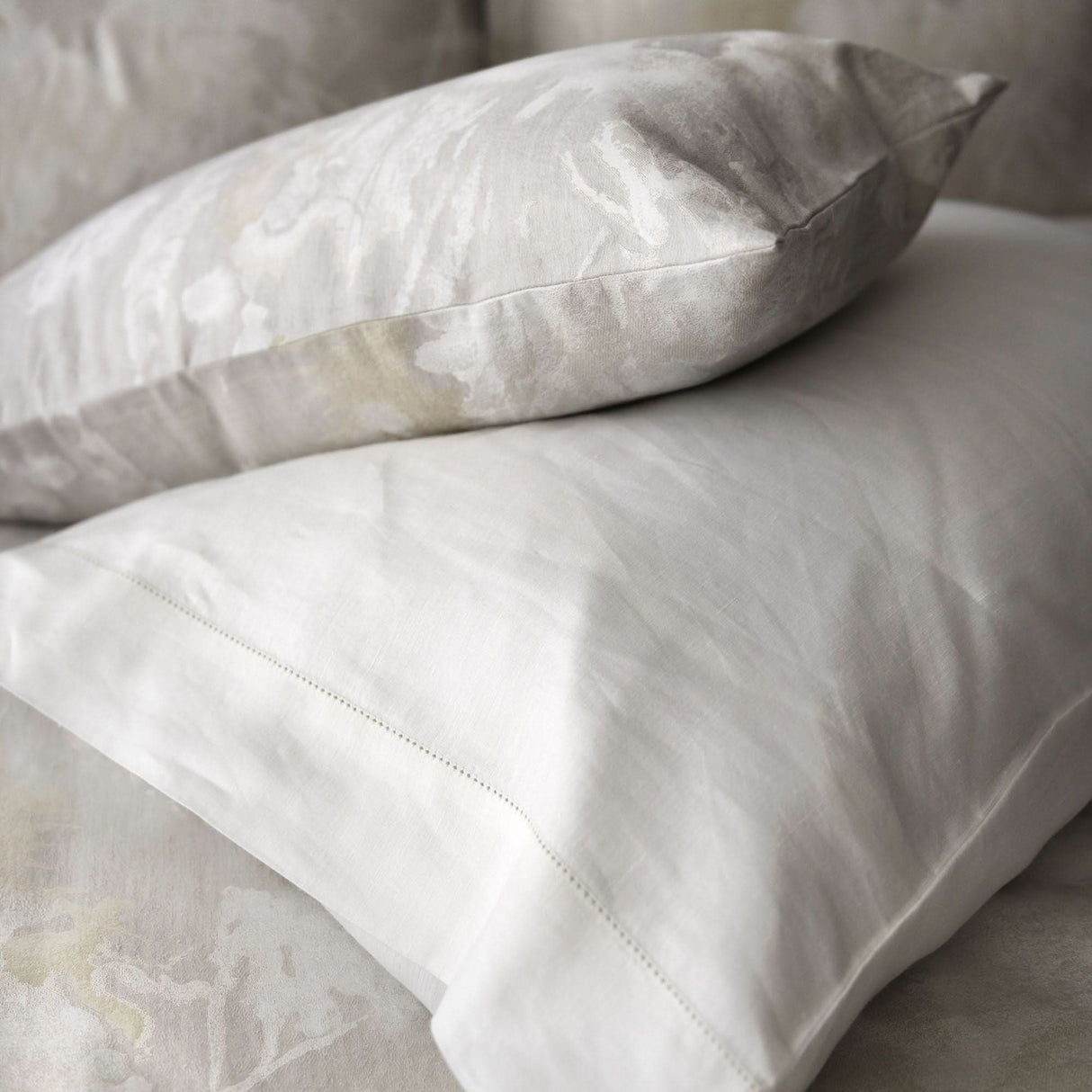 St Genève Blossom Duvet Cover in Parchment colourway
