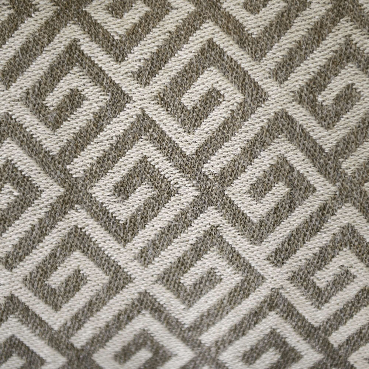 St Genève Bruno Throw in Almond colourway