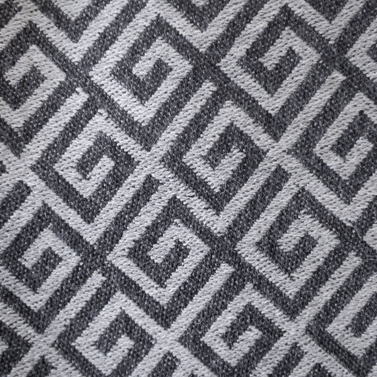 St Genève Bruno Throw in Charcoal colourway
