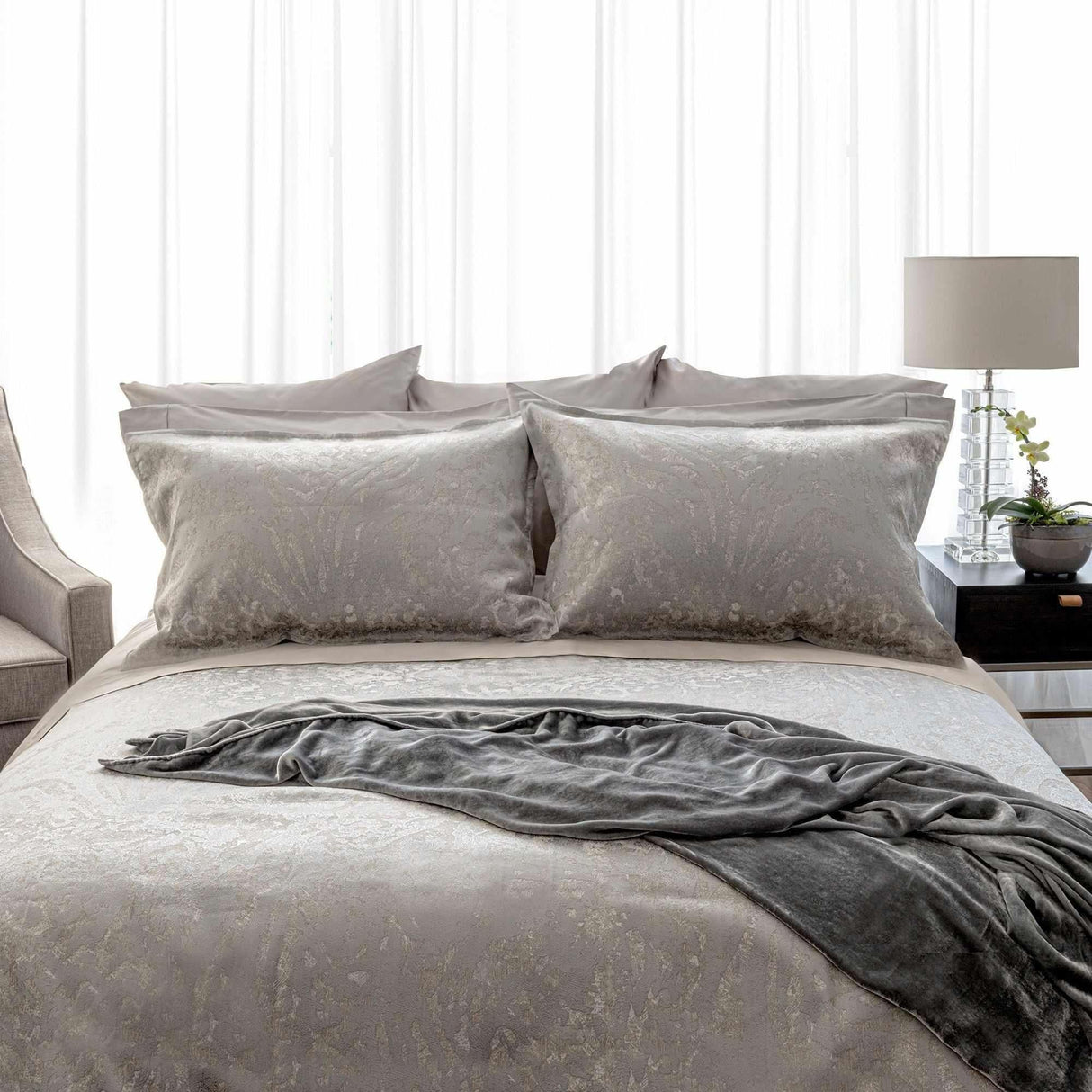 Contessa bedding in Sterling