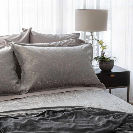 Contessa bedding in Sterling