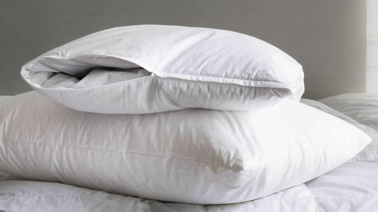 St Genève Eider Luxe pillows are uniquely constructed with a zippered outer Eiderdown envelope and a 1,000 loft Goose Down core for incredible support
