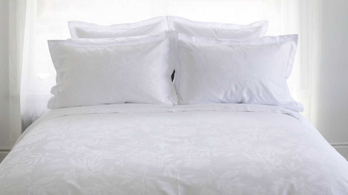 Giza 92 Bed Linen Collection
