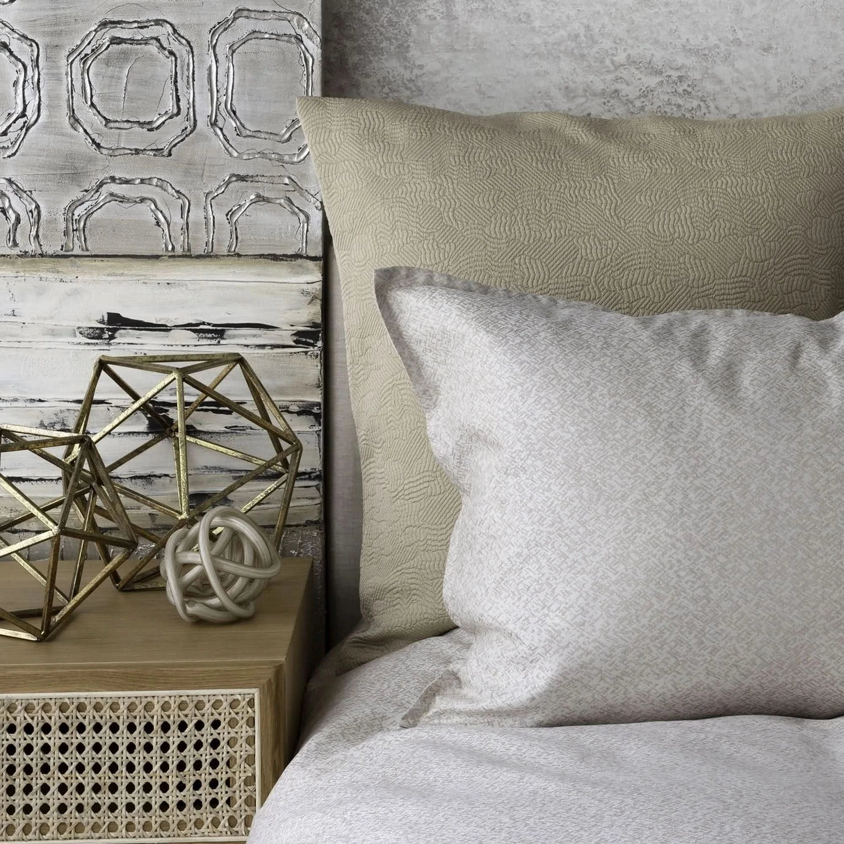 St Genève Rio Duvet Cover in Pearl colourway