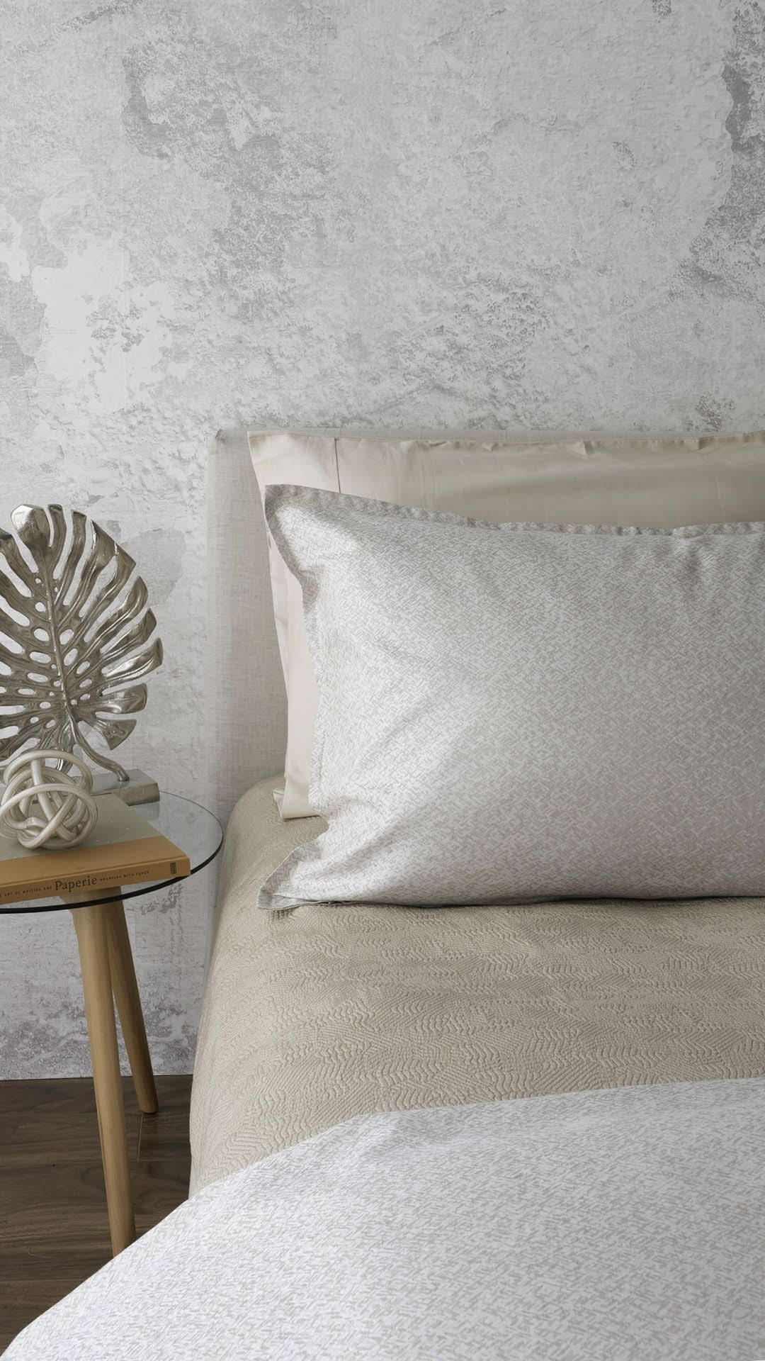 St Genève Rio Duvet Cover in Pearl colourway