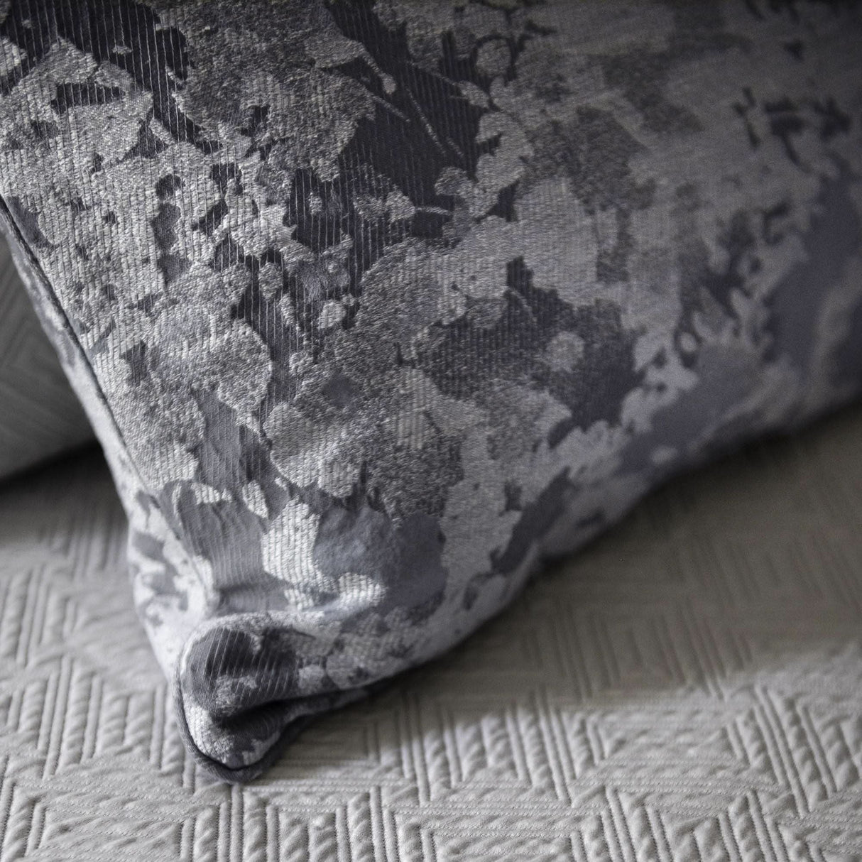St Genève Sakura Duvet Cover in Moonlight colourway