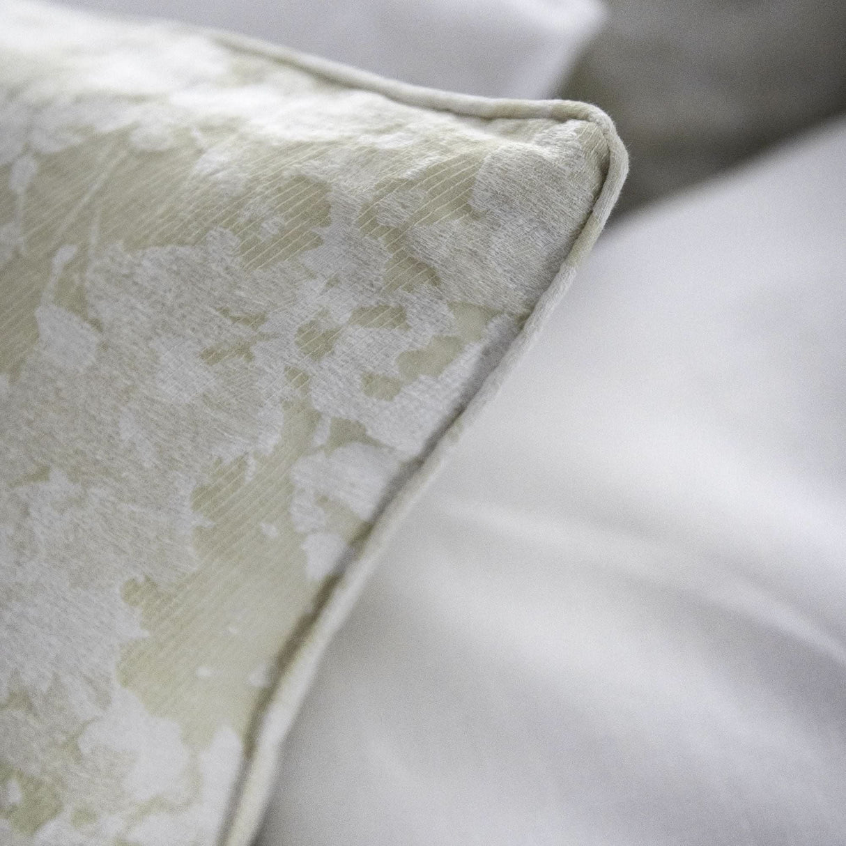 St Genève Sakura Duvet Cover in Parchment colourway