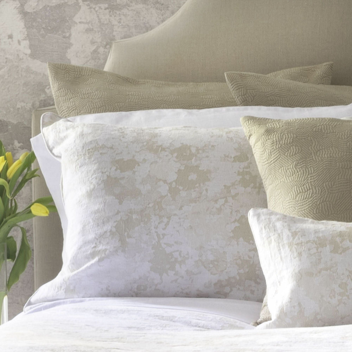 St Genève Sakura Duvet Cover in Parchment colourway