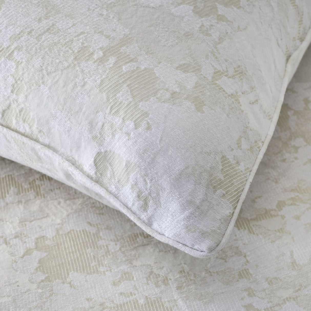 St Genève Sakura Duvet Cover in Parchment colourway