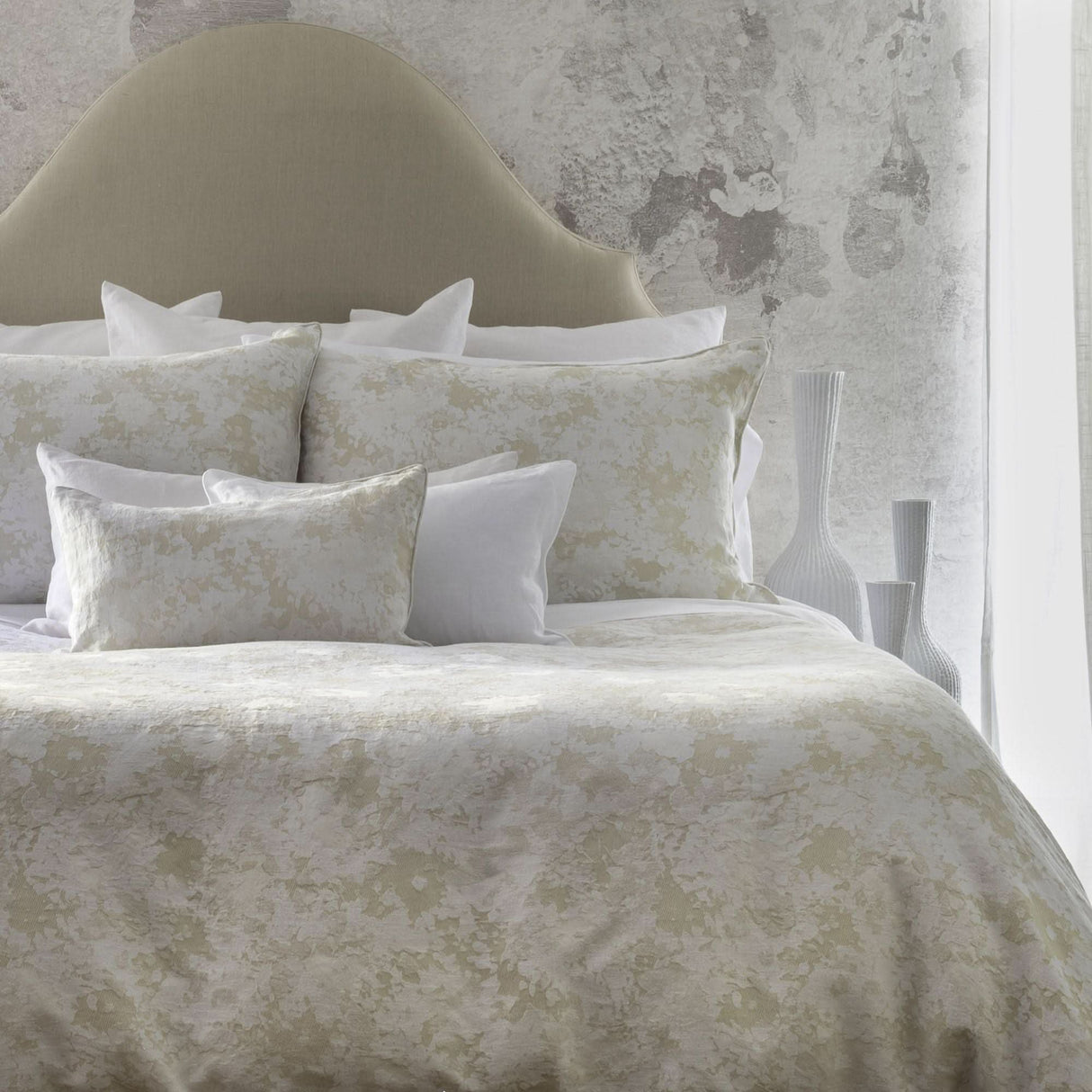 St Genève Sakura Duvet Cover in Parchment colourway