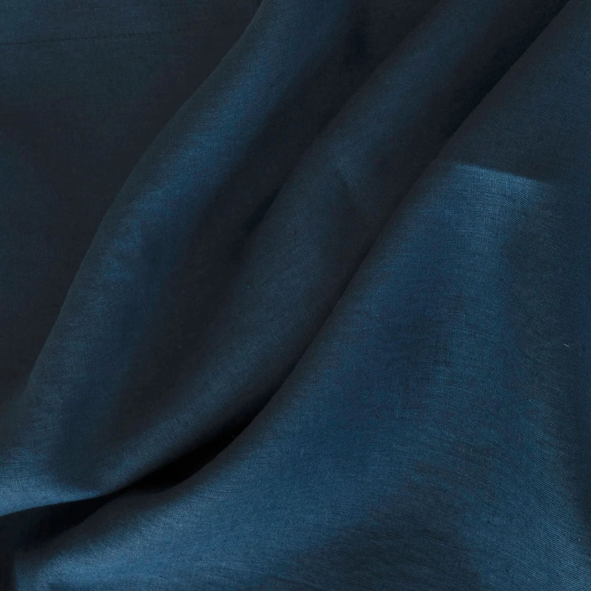 St Genève Echo Linen in Marina
