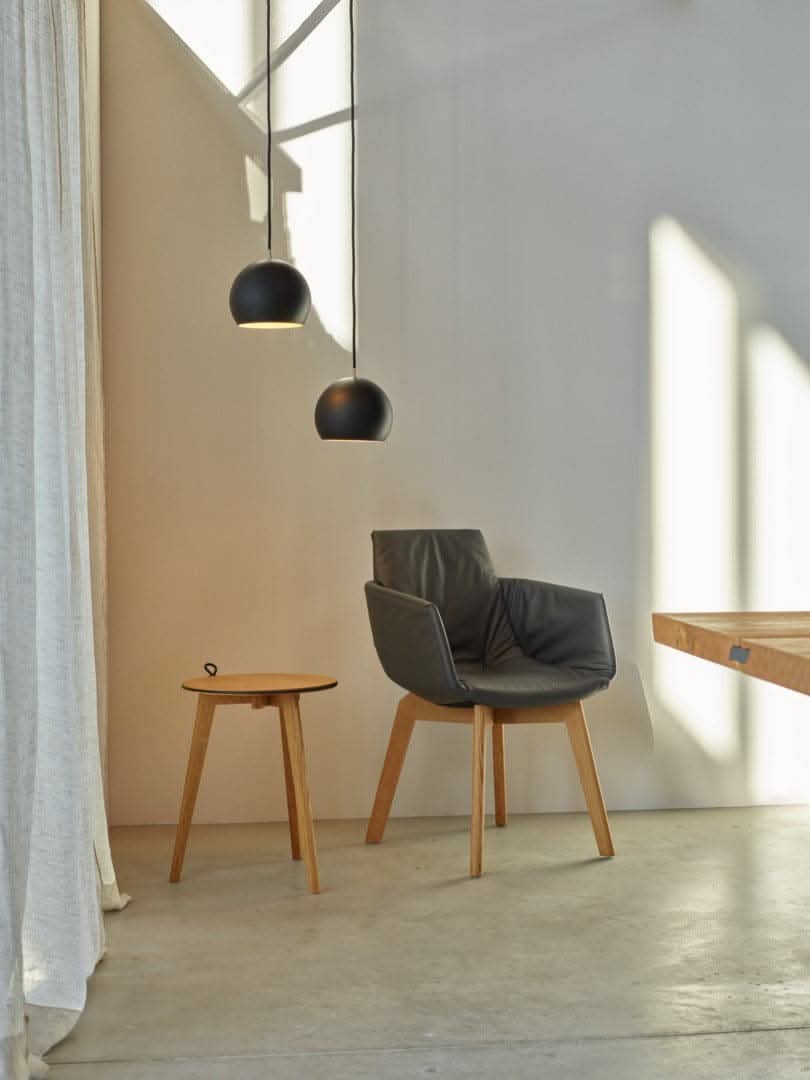 TEAM 7 lui chair. photo: TEAM 7 - Available in Canada at The Mattress & Sleep Co.