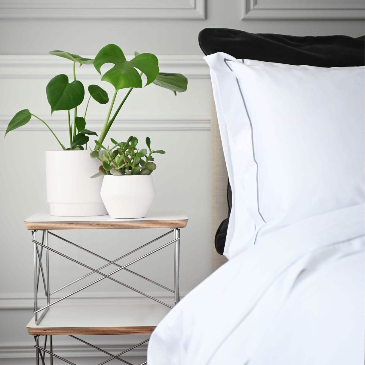 Imperial Hotel w/ Storm Grey 61353 Satin Stitch