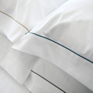 Top-Left: Linen 61470, Bottom-Left: White 61350, Top-Right: Cadet Blue 61172, Bottom-Right: Storm Grey 61353