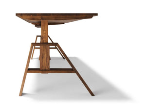 TEAM 7 atelier desk. photo: TEAM 7 - Available in Canada at The Mattress & Sleep Co.